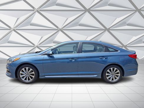 Used 2017 Hyundai Sonata Sport w/ Cargo Package FWD image 7