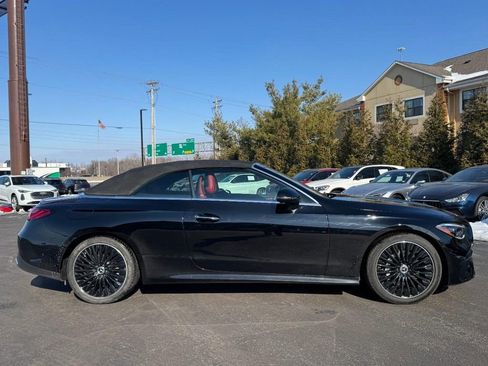 Used 2024 Mercedes-Benz CLE 300 4MATIC Cabriolet image 2