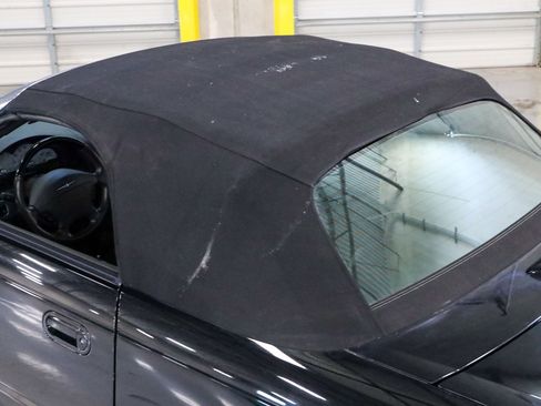 Used 2002 Ford Thunderbird RWD image 21