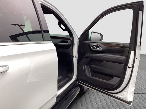 Used 2024 Chevrolet Tahoe Premier image 29