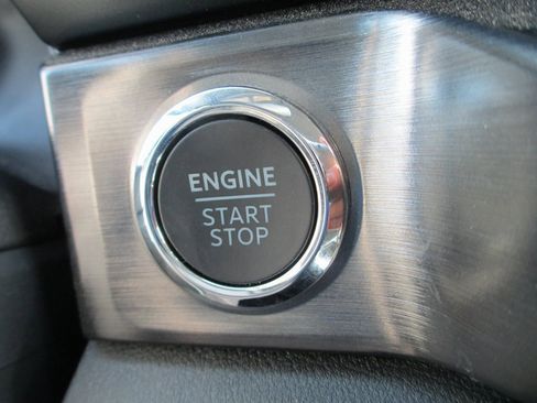 Used 2025 Ford F350 Lariat w/ Lariat Ultimate Package image 29