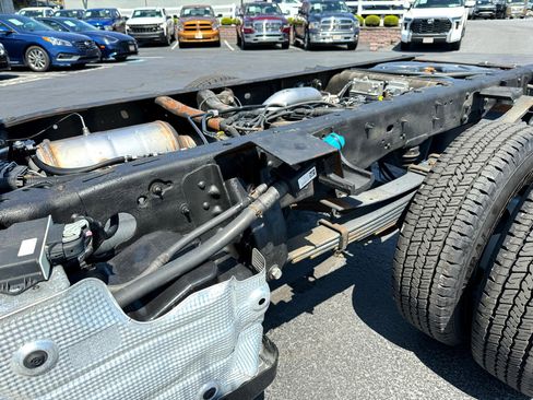 Used 2021 Chevrolet Silverado 3500 LT w/ Convenience Package image 38