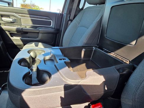 Used 2024 RAM 2500 Big Horn w/ Night Edition image 28