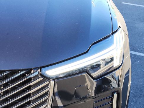 Used 2026 Volvo XC90 B6 Plus w/ Protection Package Premier AWD/4WD image 9