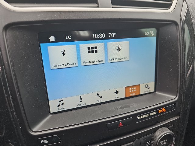 Used 2017 Ford Explorer XLT w/ Equipment Group 202A AWD/4WD image 27