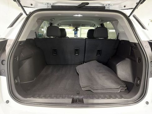Certified 2024 GMC Terrain SLE FWD image 15