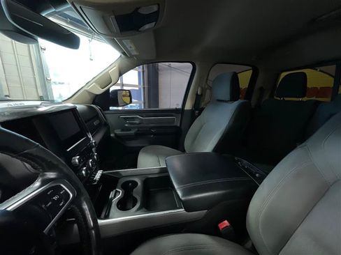 Used 2019 RAM 1500 Big Horn RWD image 9