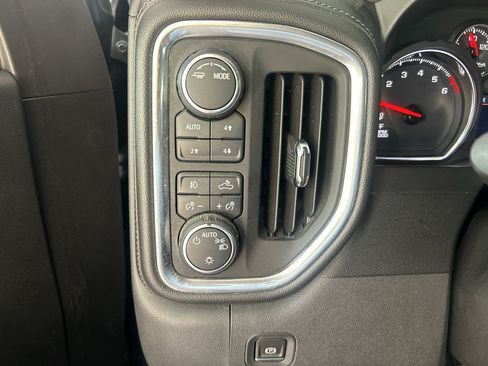 Used 2020 Chevrolet Silverado 1500 RST AWD/4WD image 21