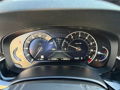 Used 2018 BMW 540i RWD image 30