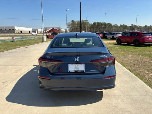 Certified 2025 Honda Civic Sport Touring image 7