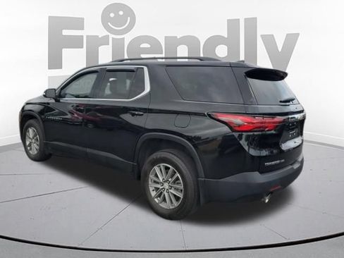 Used 2023 Chevrolet Traverse LT AWD/4WD image 3