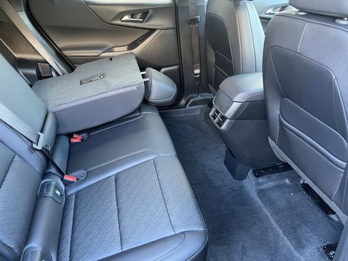 New 2026 Chevrolet Equinox LT w/ Convenience Package II image 21