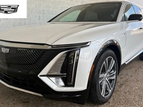 Certified 2024 Cadillac Lyriq Luxury w/ LPO, Floor Liner Package AWD/4WD image 1