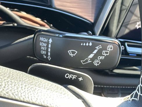 New 2026 Volkswagen Atlas Cross Sport SE image 25