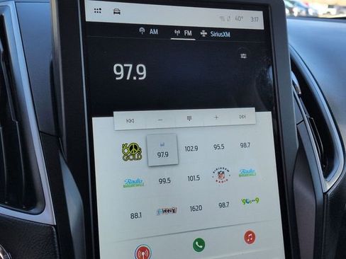 Used 2024 Ford Edge SEL image 22