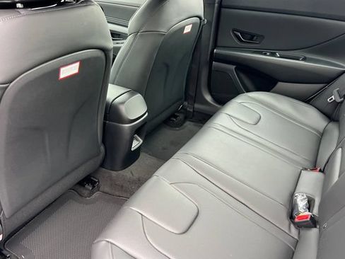 New 2026 Hyundai Elantra SEL Sport FWD image 11