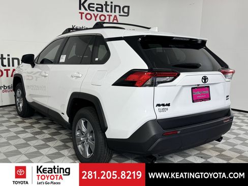 New 2025 Toyota RAV4 XLE image 10
