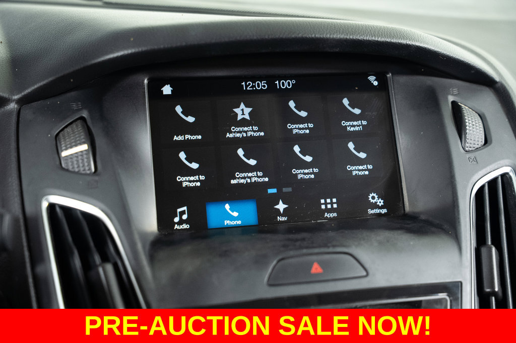 Used 2017 Ford Focus Titanium FWD image 29