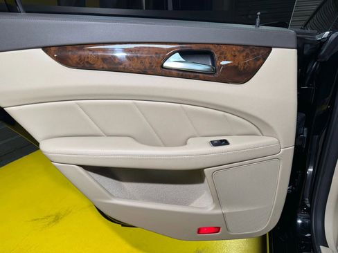 Used 2012 Mercedes-Benz CLS 550 image 14