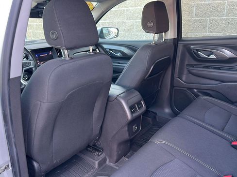 Used 2022 GMC Terrain SLE w/ Driver Convenience Package FWD image 32