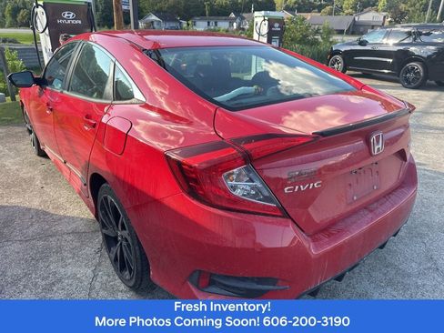 Used 2021 Honda Civic Sport image 4