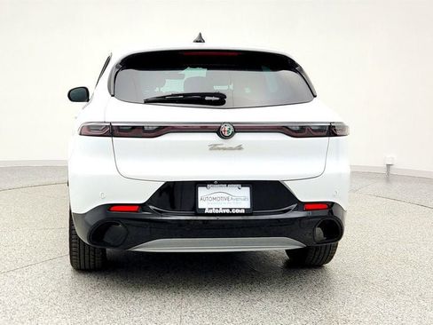 Used 2024 Alfa Romeo Tonale Ti image 6