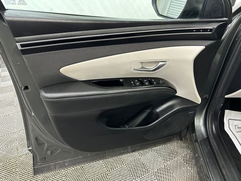Used 2023 Hyundai Tucson Limited AWD/4WD image 11