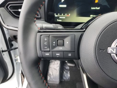 New 2026 Nissan Kicks SR FWD image 22
