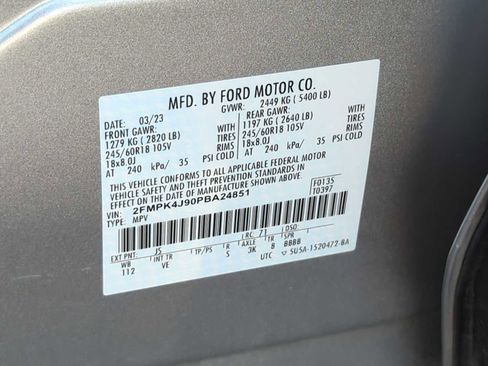 Used 2023 Ford Edge SEL image 35
