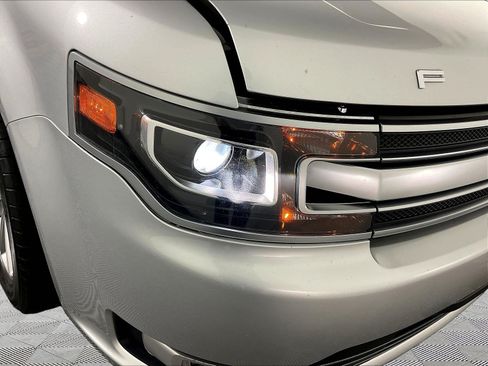Used 2019 Ford Flex Limited FWD image 31