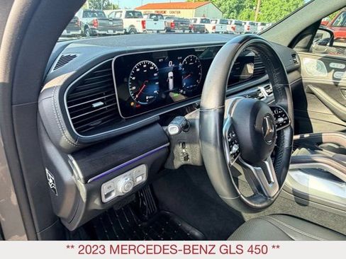 Used 2023 Mercedes-Benz GLS 450 4MATIC image 12