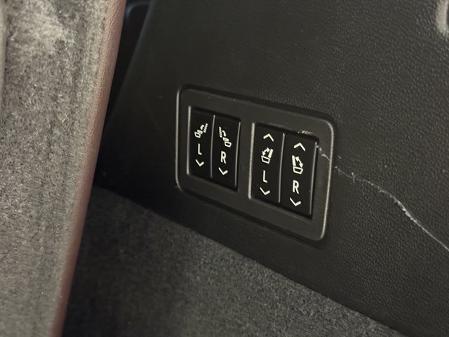 Used 2021 Cadillac XT6 Premium Luxury AWD/4WD image 23