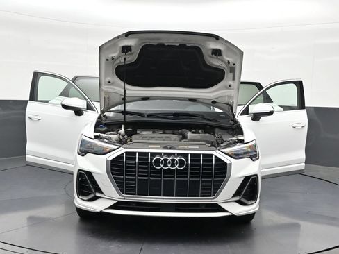 Used 2021 Audi Q3 2.0T Premium w/ Convenience Package AWD/4WD image 36