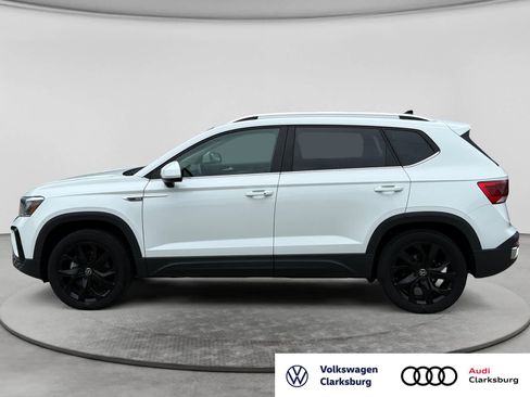 Used 2023 Volkswagen Taos SE w/ Black Wheel Package AWD/4WD image 8