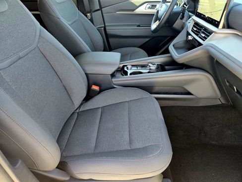 New 2026 Ford Explorer Active image 15