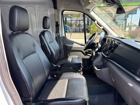 Used 2023 Ford Transit 250 Medium Roof AWD image 21