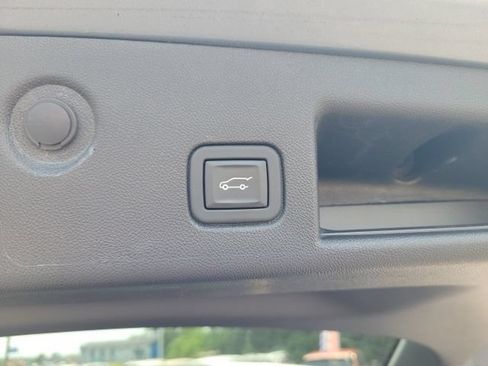 Used 2024 Chevrolet Equinox RS AWD/4WD image 37