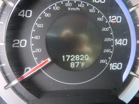 Used 2010 Acura TSX V6 Sedan FWD image 22