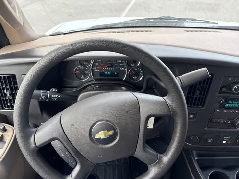 New 2025 Chevrolet Express 2500 image 25