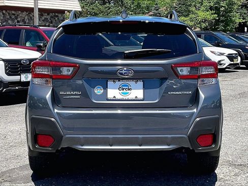 Certified 2021 Subaru Crosstrek 2.0i Premium w/ Moonroof Package AWD/4WD image 4