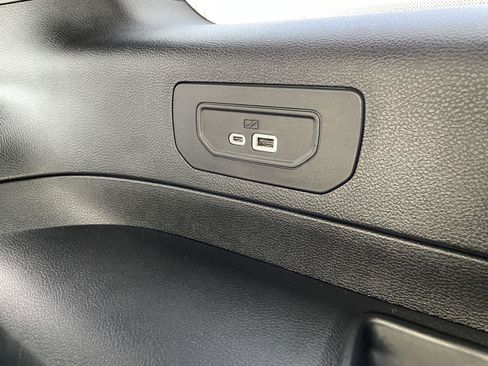 Used 2022 Jeep Grand Cherokee L Overland image 40