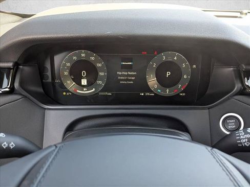 New 2026 Land Rover Range Rover Velar S AWD/4WD image 11