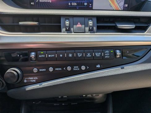 Used 2020 Lexus ES 350 w/ Premium Package FWD image 23