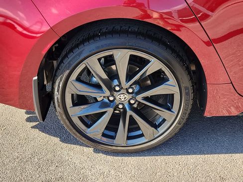 Used 2024 Toyota Corolla SE image 12