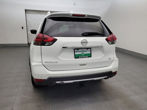 Used 2020 Nissan Rogue SV FWD image 6