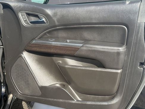 Used 2018 GMC Canyon SLE w/ SLE Convenience Package image 21