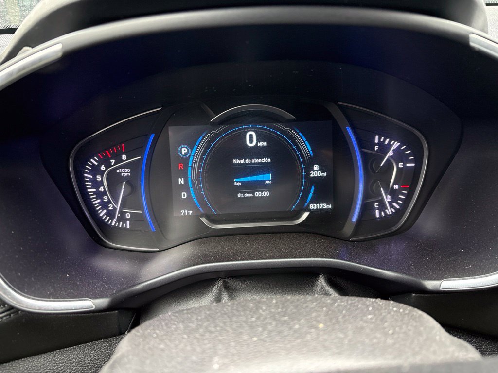 Used 2020 Hyundai Santa Fe SEL w/ Convenience Package FWD image 4