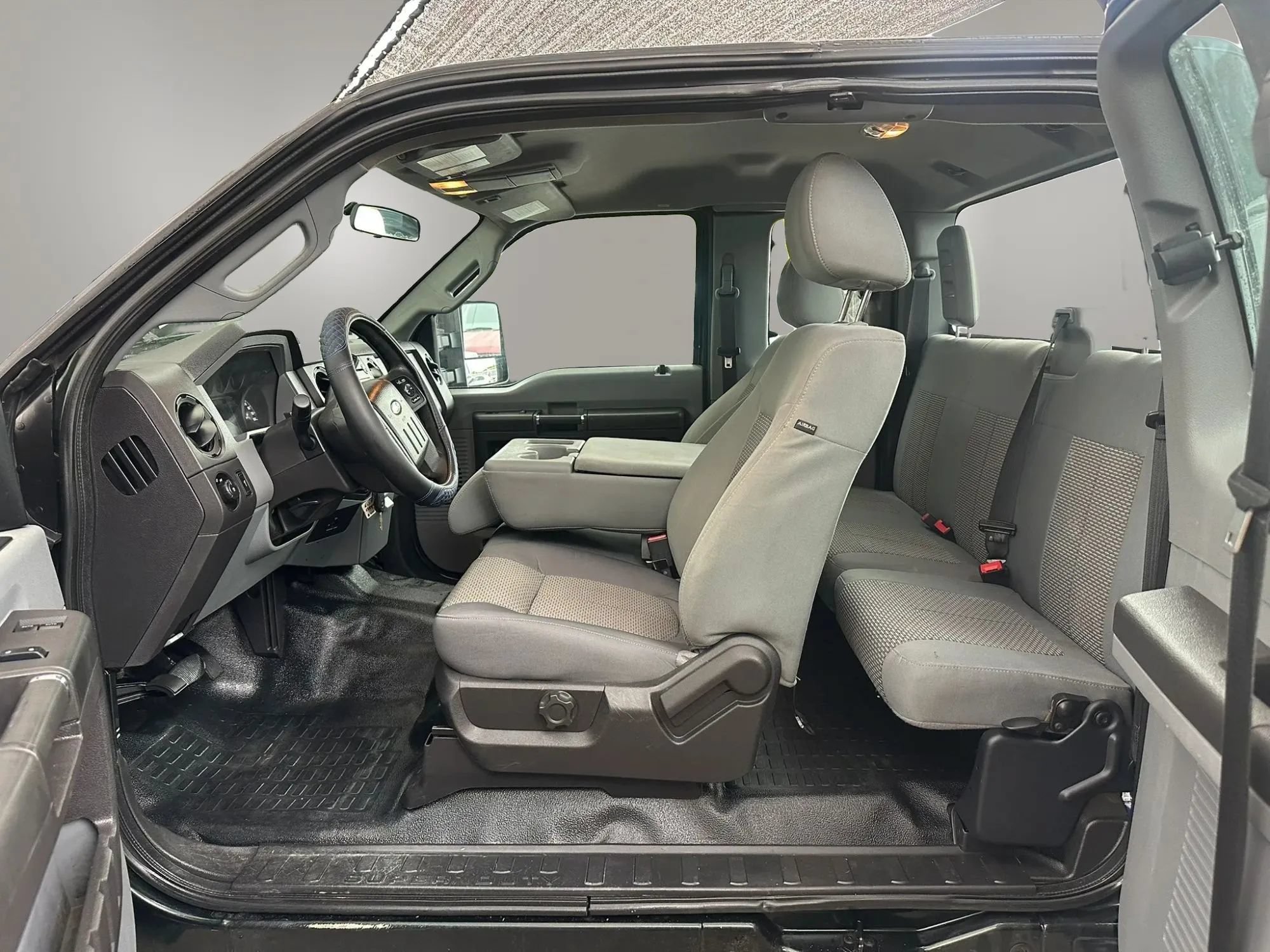 Used 2016 Ford F250 XL w/ Power Equipment Group AWD/4WD image 12