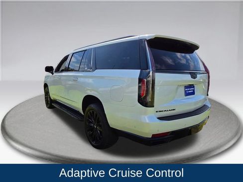 Used 2024 Cadillac Escalade ESV Premium Luxury AWD/4WD image 17