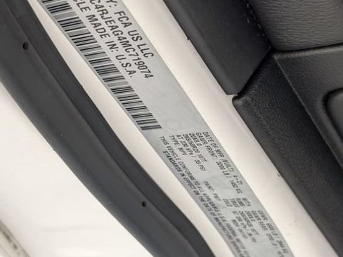 Certified 2021 Jeep Grand Cherokee Laredo X RWD image 37